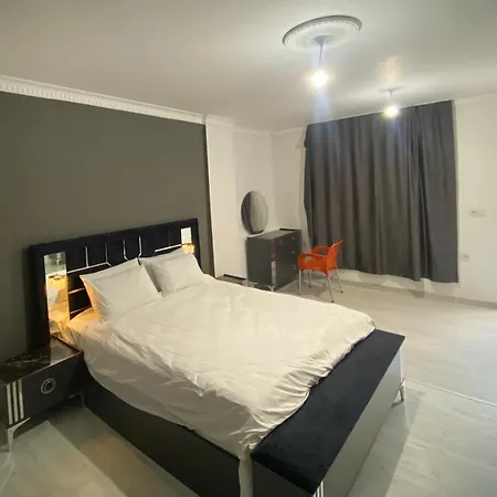 Tc Homes 2 Apartmán